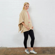 Load image into Gallery viewer, Everyday Poncho Camel/Pink
